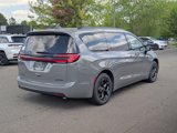 New 2025 Chrysler Pacifica Premium image 5