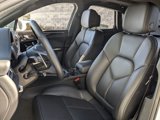 Certified 2024 Porsche Macan image 5