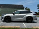 Used 2023 Toyota Highlander XSE image 5