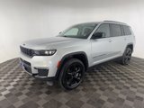 Used 2023 Jeep Grand Cherokee L Limited w/ Black Appearance Package image 3