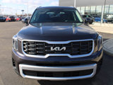 New 2025 Kia Telluride S image 3