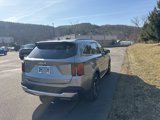 New 2025 Kia Sorento EX image 4