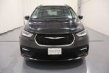 Used 2022 Chrysler Pacifica Touring-L image 3