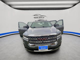 Used 2021 GMC Acadia SLE w/ Driver Convenience Package image 6