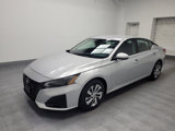 Used 2023 Nissan Altima 2.5 S image 2