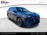 Used 2024 Nissan Rogue SV image 2