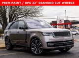 Used 2023 Land Rover Range Rover SE image 3