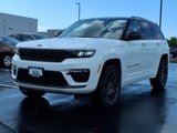 New 2025 Jeep Grand Cherokee Summit image 2