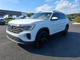 Used 2024 Volkswagen Atlas SE image 3