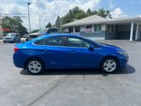 Used 2017 Chevrolet Cruze LT image 4
