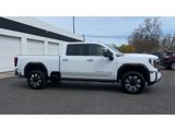 New 2025 GMC Sierra 3500 Denali w/ Denali Reserve Package image 4