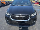 New 2025 Chrysler Pacifica Pinnacle image 4