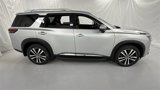 New 2025 Nissan Pathfinder Platinum w/ Lighting Package (N93) image 2