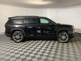New 2025 Chevrolet Traverse LT w/ LPO, Floor Liner Package image 6