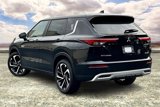 New 2025 Mitsubishi Outlander 4WD Plug-In Hybrid image 3