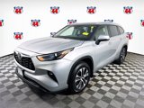 Certified 2023 Toyota Highlander XLE image 4