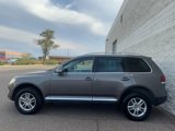 Used 2010 Volkswagen Touareg TDI image 5