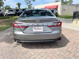 Used 2025 Toyota Camry SE image 4
