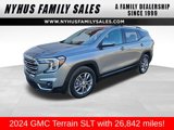 Used 2024 GMC Terrain SLT image 1