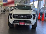 Used 2025 Toyota Tacoma Trailhunter image 2