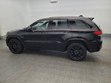 Used 2018 Jeep Grand Cherokee Altitude image 3