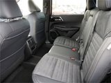 New 2025 Mitsubishi Outlander SE image 5
