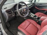 Used 2025 Porsche Macan image 4