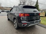 Certified 2022 Volkswagen Taos SEL image 4