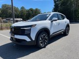 New 2025 Nissan Kicks SV w/ SV Premium Package image 2
