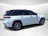 New 2025 Jeep Grand Cherokee Summit image 3