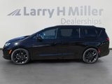 New 2026 Chrysler Pacifica Limited image 2