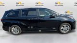 Used 2021 Toyota Sienna Platinum image 4