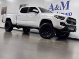 Used 2020 Toyota Tacoma TRD Sport image 3