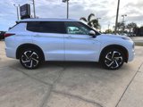 New 2025 Mitsubishi Outlander SEL image 2