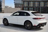 Used 2025 Porsche Macan image 3
