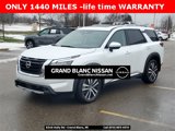 Used 2025 Nissan Pathfinder Platinum w/ Cargo Package image 2