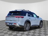 New 2025 Nissan Pathfinder SL w/ SL Premium Package image 4