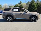New 2025 Nissan Pathfinder Platinum image 2