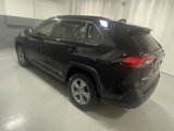 Used 2022 Toyota RAV4 LE image 2