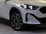 Certified 2025 BMW X2 xDrive28i image 3