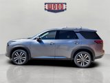 New 2025 Nissan Pathfinder Platinum image 4