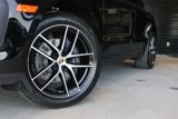 Certified 2025 Porsche Macan image 4