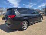Used 2019 Chrysler Pacifica Limited w/ Advanced Safetytec Group image 5