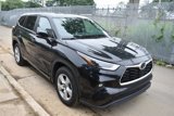 Used 2023 Toyota Highlander LE image 4