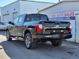 Used 2017 Nissan Titan SL image 3
