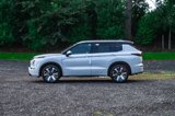 New 2025 Mitsubishi Outlander SEL image 4