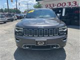 Used 2017 Jeep Grand Cherokee Overland image 2