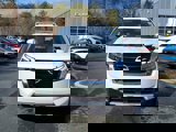 New 2025 Nissan Pathfinder SL image 2