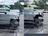 New 2025 GMC Yukon Elevation image 5