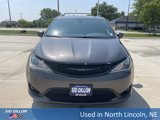 Used 2019 Chrysler Pacifica Touring-L w/ S Appearance Package image 4
